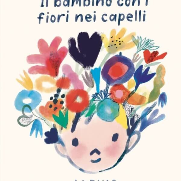 bambino-con-i-fiori-nei-capelli-rosicchialibri